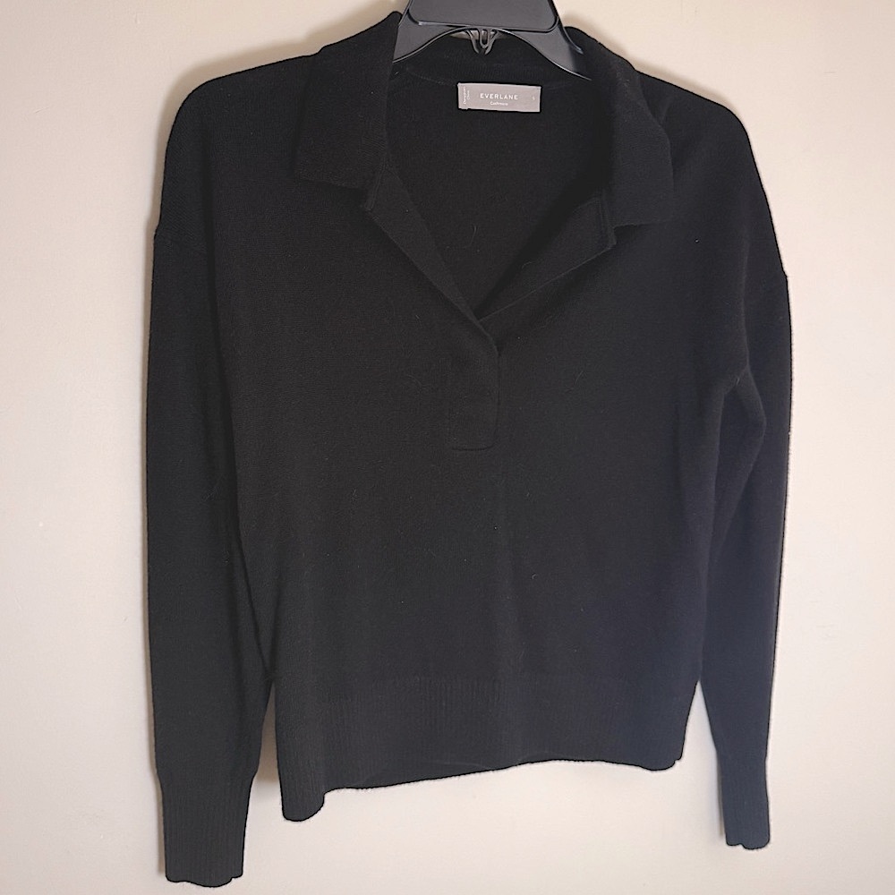 Everlane Classic Black cashmere Top
